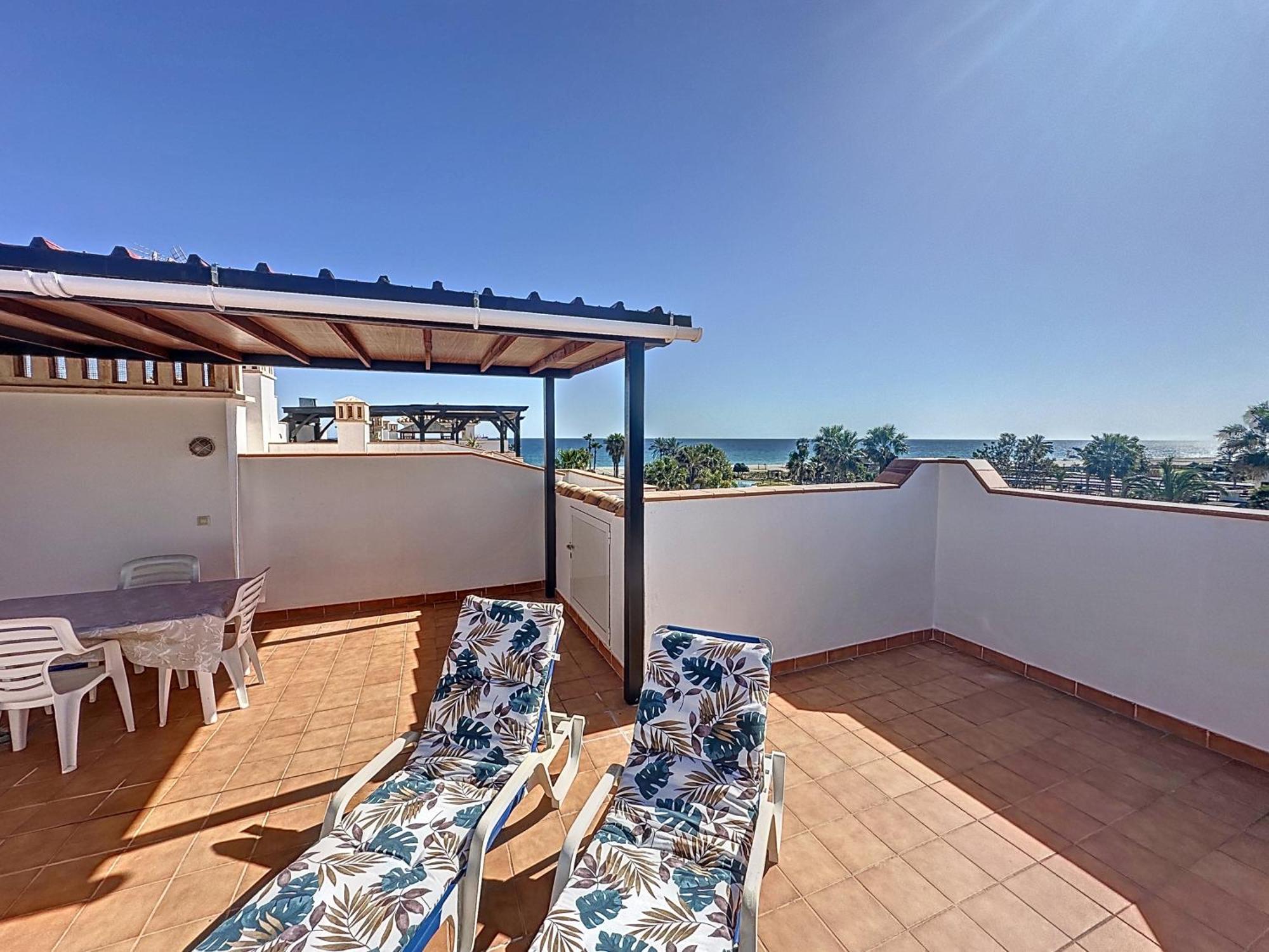 Vive Vera Rentals - Atico En 1º Linea Con Vistas Al Mar Extérieur photo